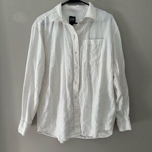 GAP Women’s Linen Blend White Button Down
